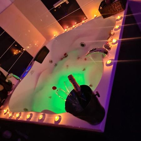 Karma Luxury Room 부쿠레슈티 외부 사진