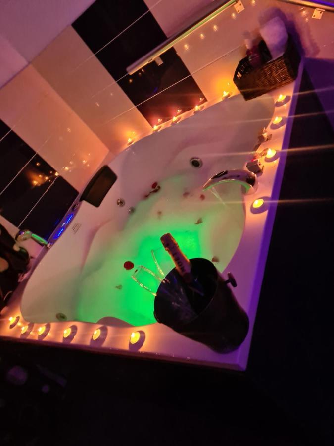 Karma Luxury Room 부쿠레슈티 외부 사진